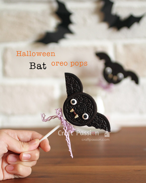 halloween bat oreo pops