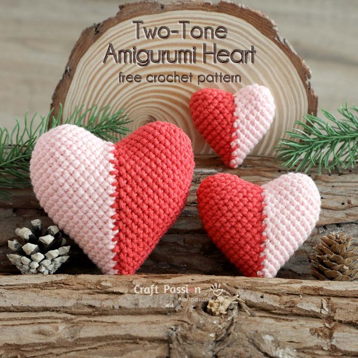 Two-Tone Amigurumi Heart Crochet Pattern (3 Sizes)