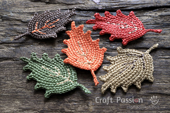 crochet autumn leaf