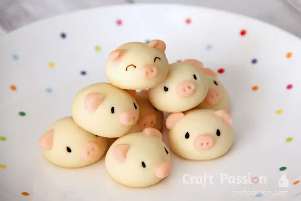 pig butter cookie