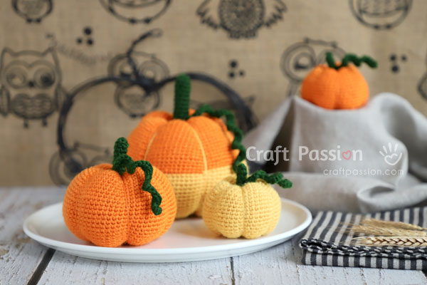 Crochet Pumpkin Amigurumi Pattern (3 Sizes)