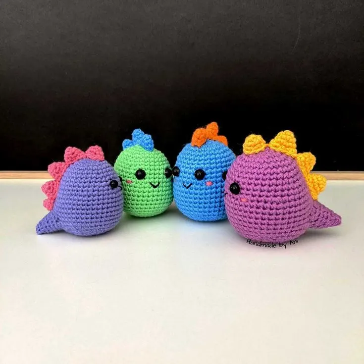 crochet mini dino