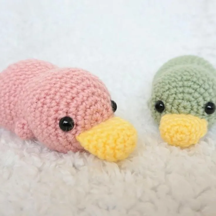 crochet platypus amigurumi pattern
