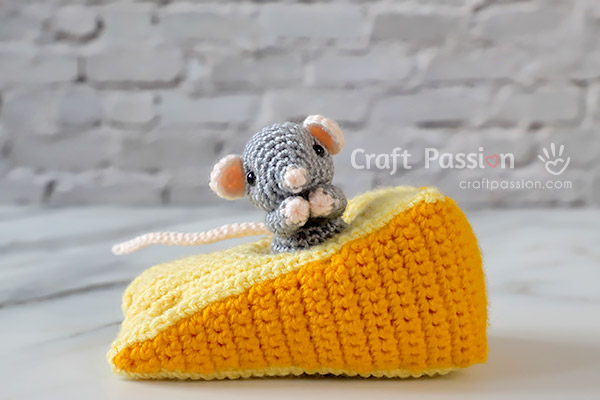 amigurumi rat cheese crochet pattern