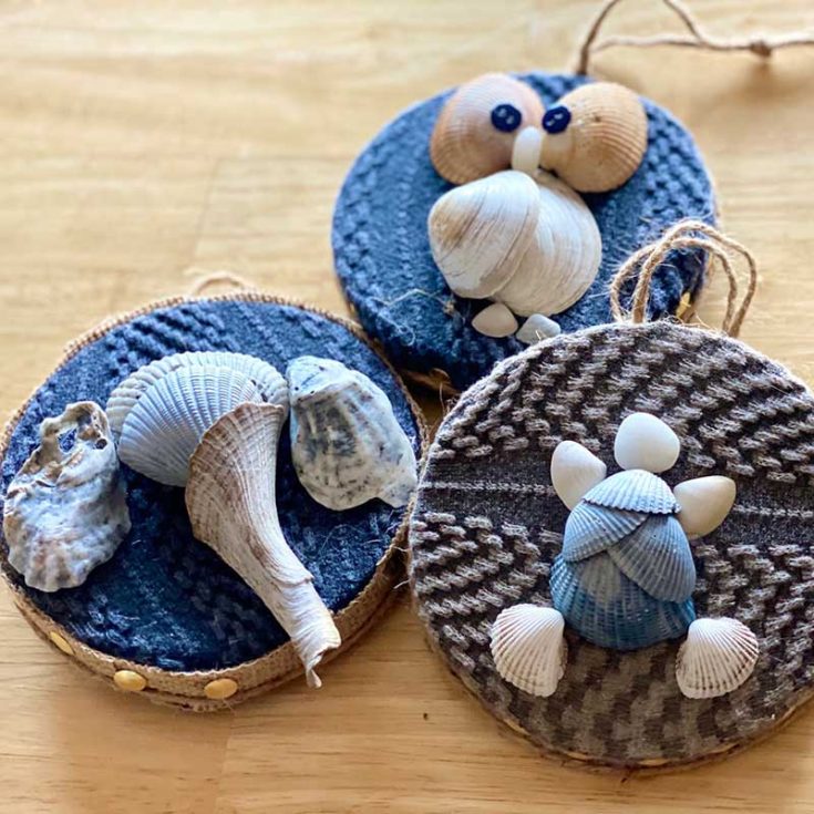 Create adorable animal art using seashells! Whether it's an elephant, turtle, or owl, with extra materials, you can craft whimsical designs that will be cherished. Experiment with different shell shapes and layer, stack, turn, or flip them to bring your cute creatures to life!