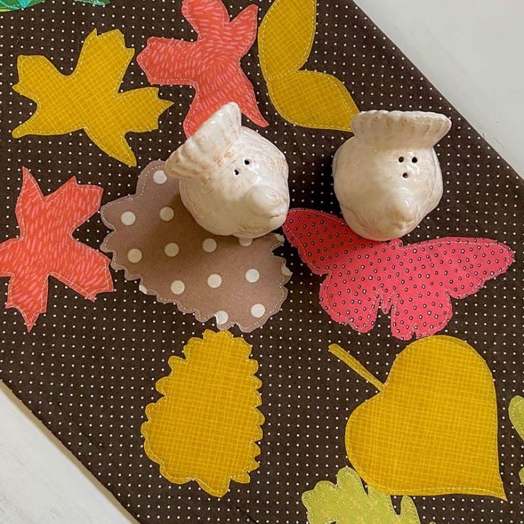 Here's another fall-themed design for the upcoming season! It's a beautiful sewn pattern with an array of applique fall leaves. It's ideal for decorating your table for Thanksgiving, and it's a scrap-friendly pattern. Click the link below.&nbsp; Table runner size: 38" x 12"&nbsp;