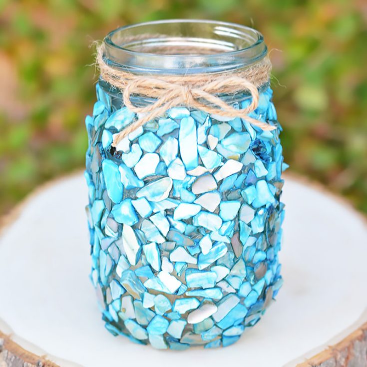 We are already missing the warm weather with the sun shining brightly in the sky. To make us feel somewhat better, try out this Beach Jar that radiates warmth and heat! Just be careful when handling the broken pieces.