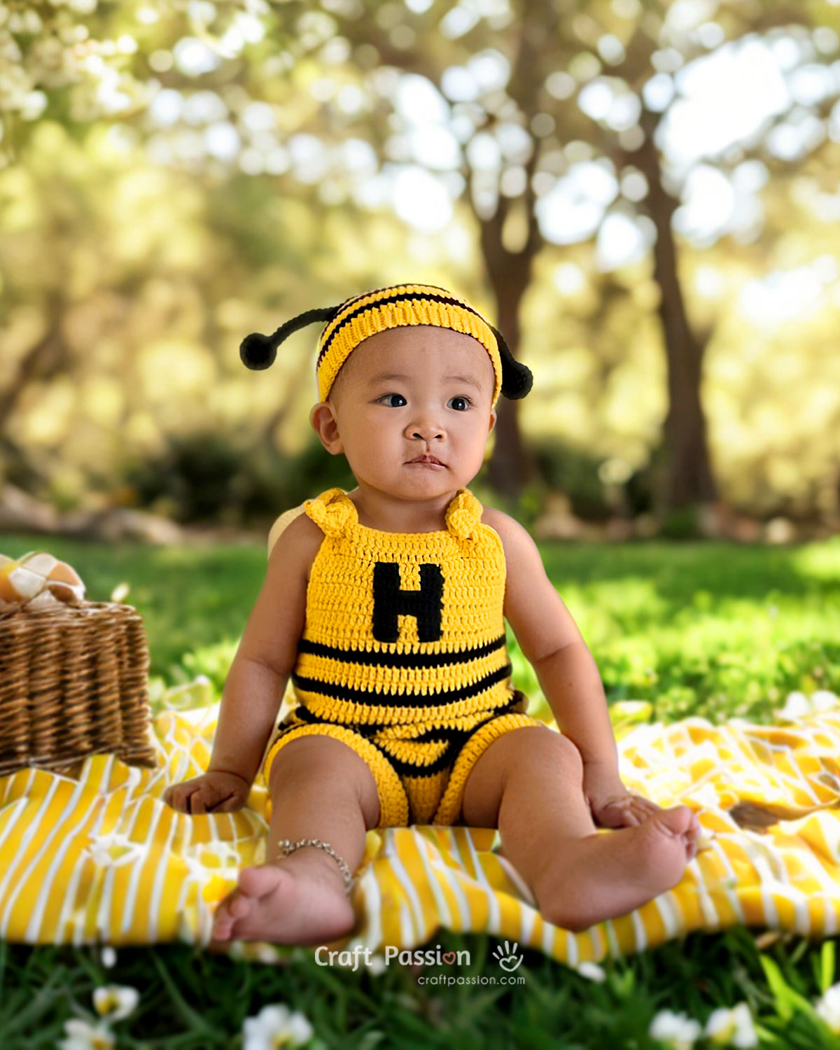 Crochet the cutest baby bee outfit! Free pattern set includes romper, hat & wings with photo tutorials. Fun, beginner-friendly, and perfect for gifts!