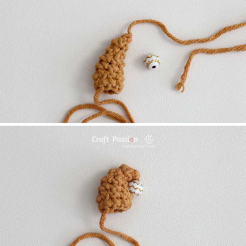 how to crochet lion keychain - crochet the horn