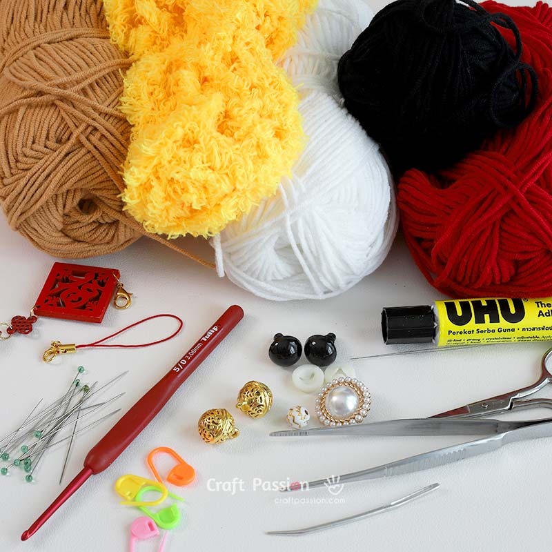 pocket lion dance amigurumi crochet materials and tools
