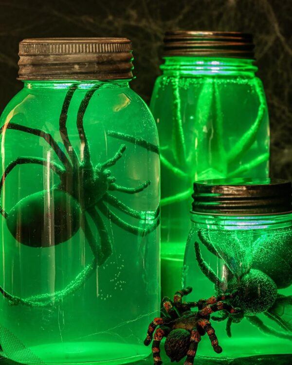 81 Spooktacular DIY Halloween Decorations • Craft Passion