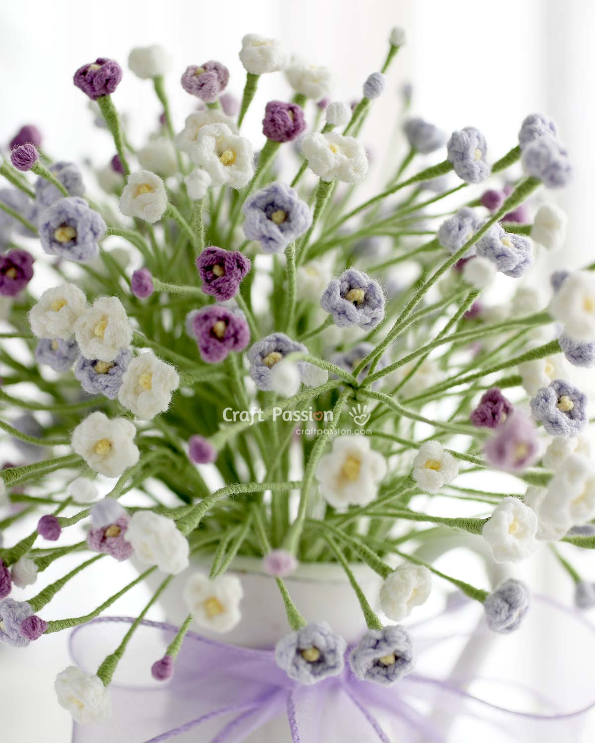 crochet baby breath pattern crochet Baby's Breath flowers with buds and wired stems