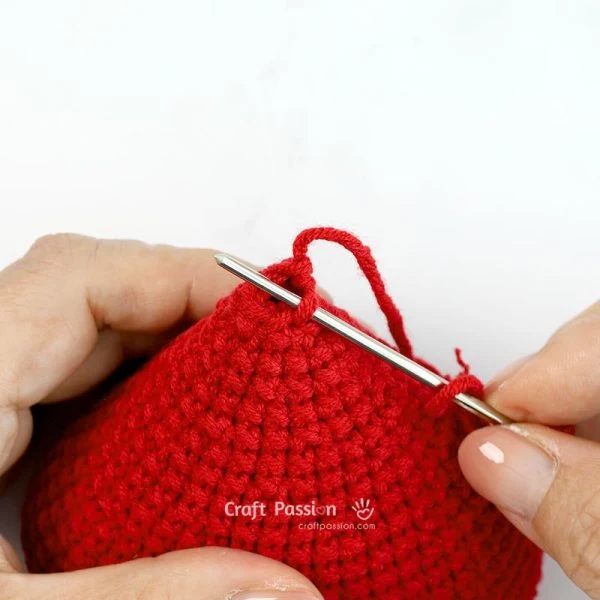 how to crochet amigurumi heart.
Step 8: Close the Opening and Finish