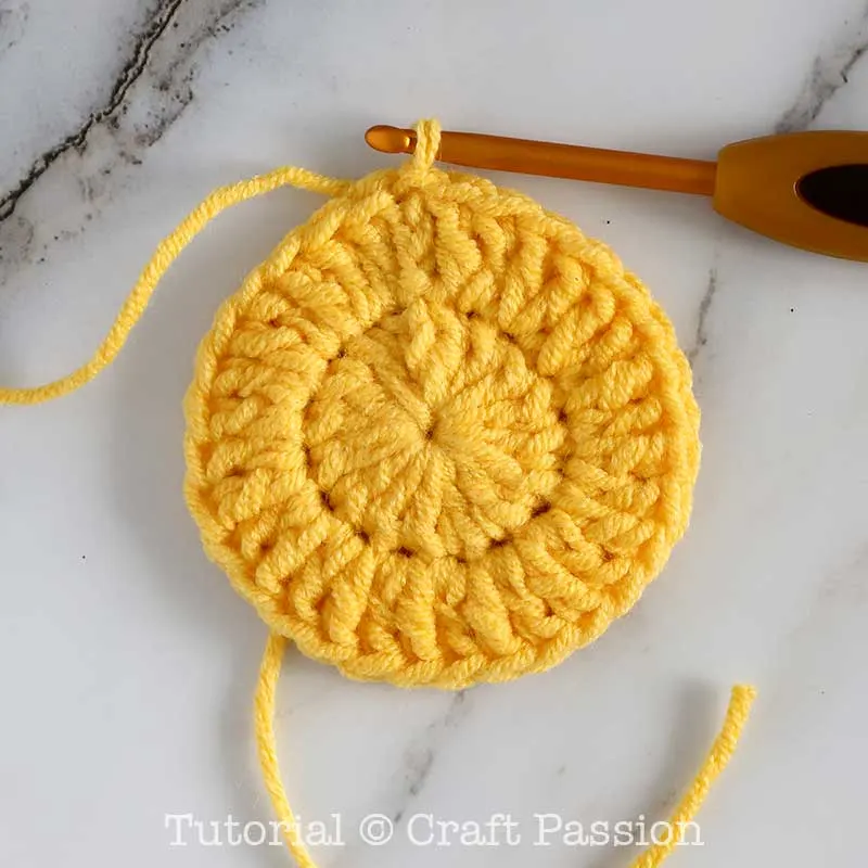 how to crochet flat square