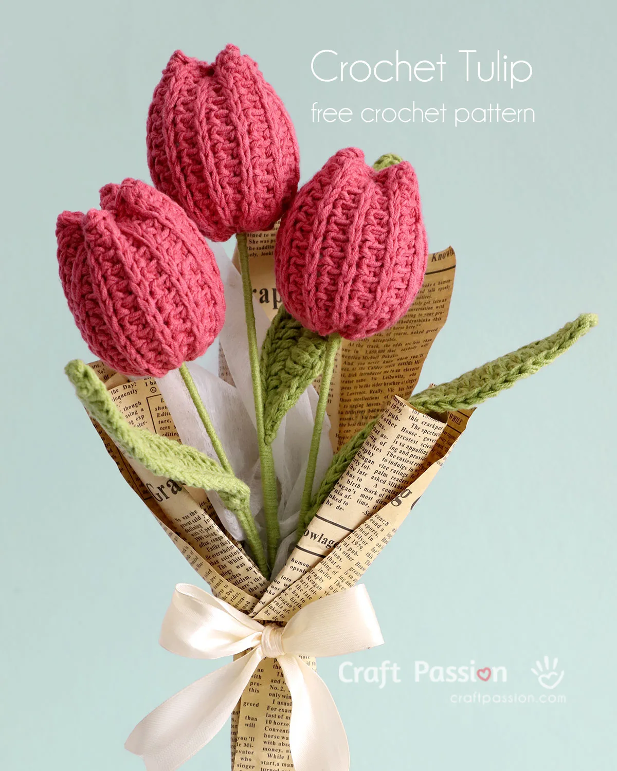 Free crochet tulip pattern to make heartwarming gifts for friends and loved ones. It's an easy crochet pattern for beginners and crocheter of all skill level.