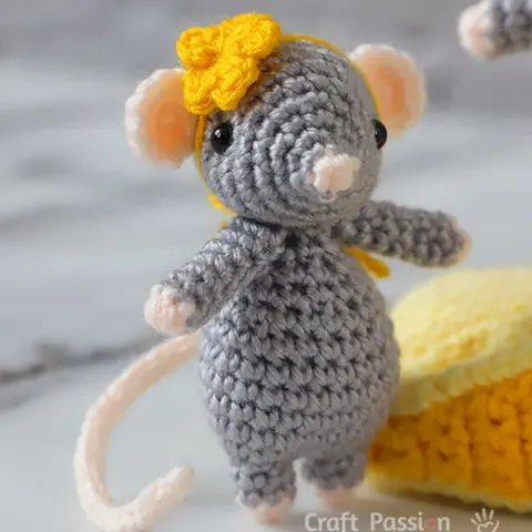 cute mouse pattern free