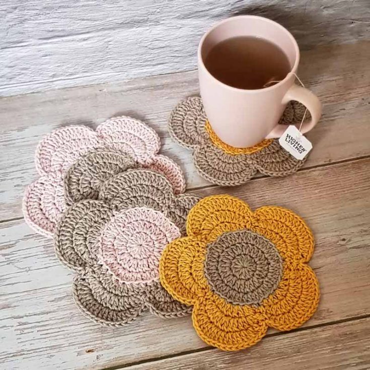 Flowers always make a lovely addition to any room, adding a sweet and cheerful touch. These flower power crochet coasters bring a fun 70's vibe that will brighten up any space.
