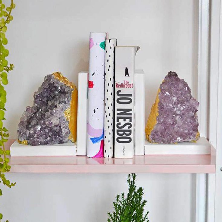 Do you love crystals like we do? They bring a lot of glam and flare to a dull space. Why not try them out in this homemade craft showcasing the finest crystal, amethyst? Make your shelf a magical glimmering land!