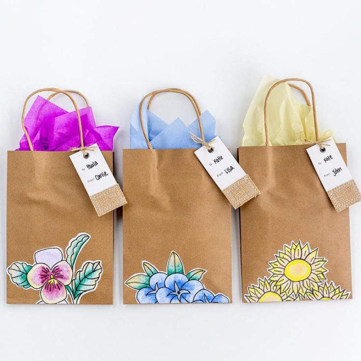 These DIY botanical gift bags that double as a fun activity for your guests! These bags are designed for coloring, so everyone can add their personal touch to each one. With the free downloadable coloring printables, it&rsquo;s an easy and delightful way to make your gifts stand out.