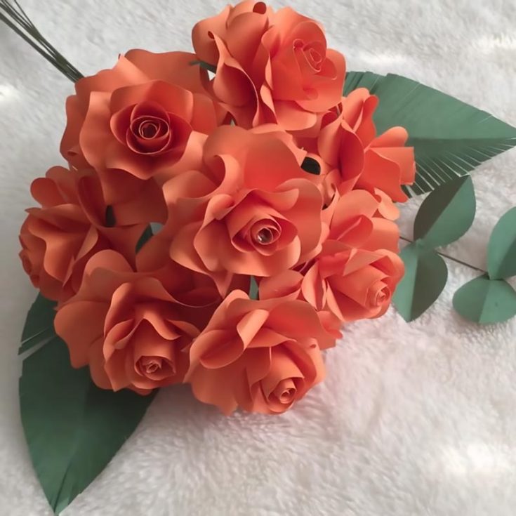 Take a look at this stunning paper flower bouquet! It's the perfect and thoughtful gift on a budget and so easy to make! Click the link below to watch the tutorial.