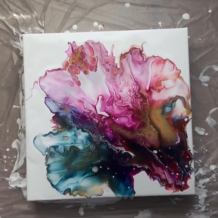 Here is another YouTube video of some fantastic Dutch Poured Acrylic Paintings. Make every drop and splash meaningful as it unfolds into a beautiful artwork displaying beauty and professionalism simultaneously! Give this one a go.
