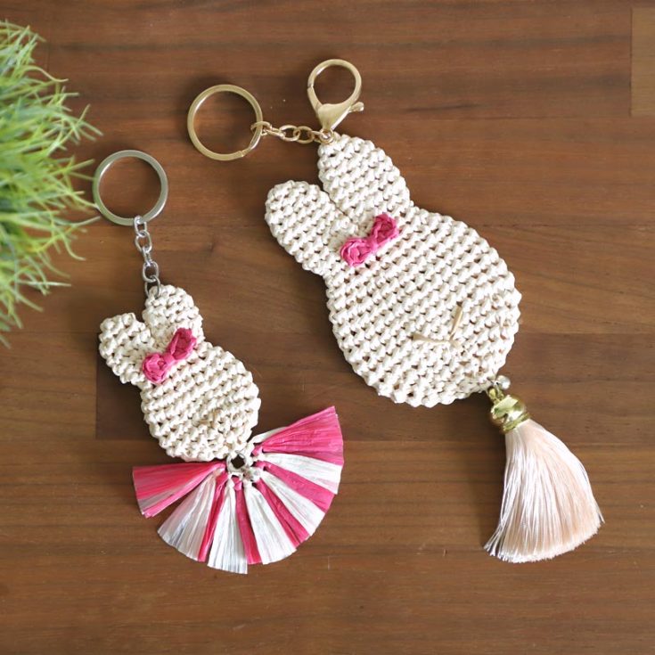 Here&rsquo;s an idea for Easter crafts for adults! Try this lovely and straightforward bunny crochet keychain to add some pizzazz to this wonderful occasion. You can attach this keychain to your favorite bag, your kid&rsquo;s pencil case, your wallet, or simply as an ornament as it is.&nbsp;