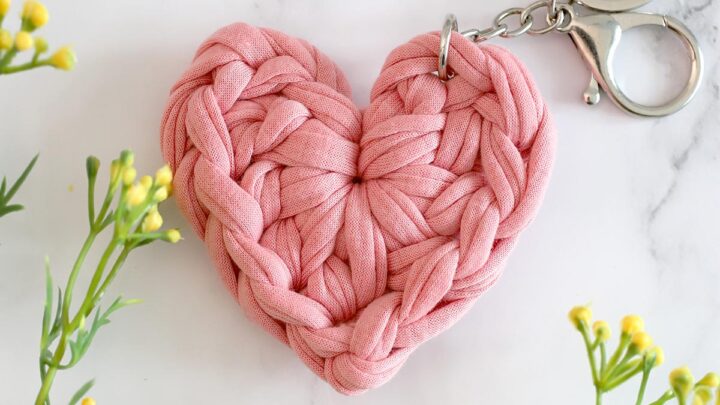 easy-crochet-heart-pattern-