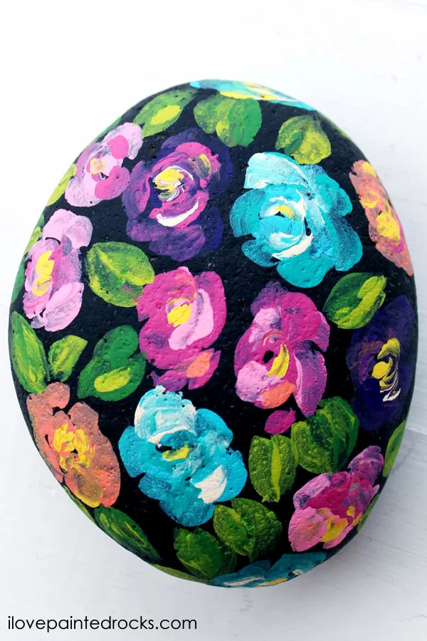 Flower painted rocks, an easy kid or adult craft handmade gift idea