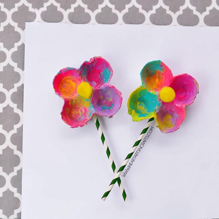 41 Free and Beautiful Flower Crafts • Craft Passion