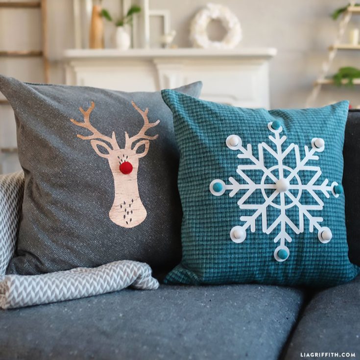 Unwilling to spend a huge amount of money to spice your Christmas? Check these out! You can literally throw them on and throw them off when it isn't the right time of the year. Learn them in the tutorial below to make them!