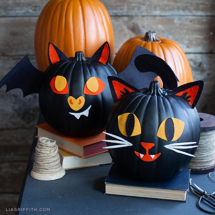 Calling all the pumpkin lovers! These Bat and Cat Pumpkin crafts are for you! With some magic, turn them into Halloween decor to spook your friends and family! Let the feathery and furry fun begin!
