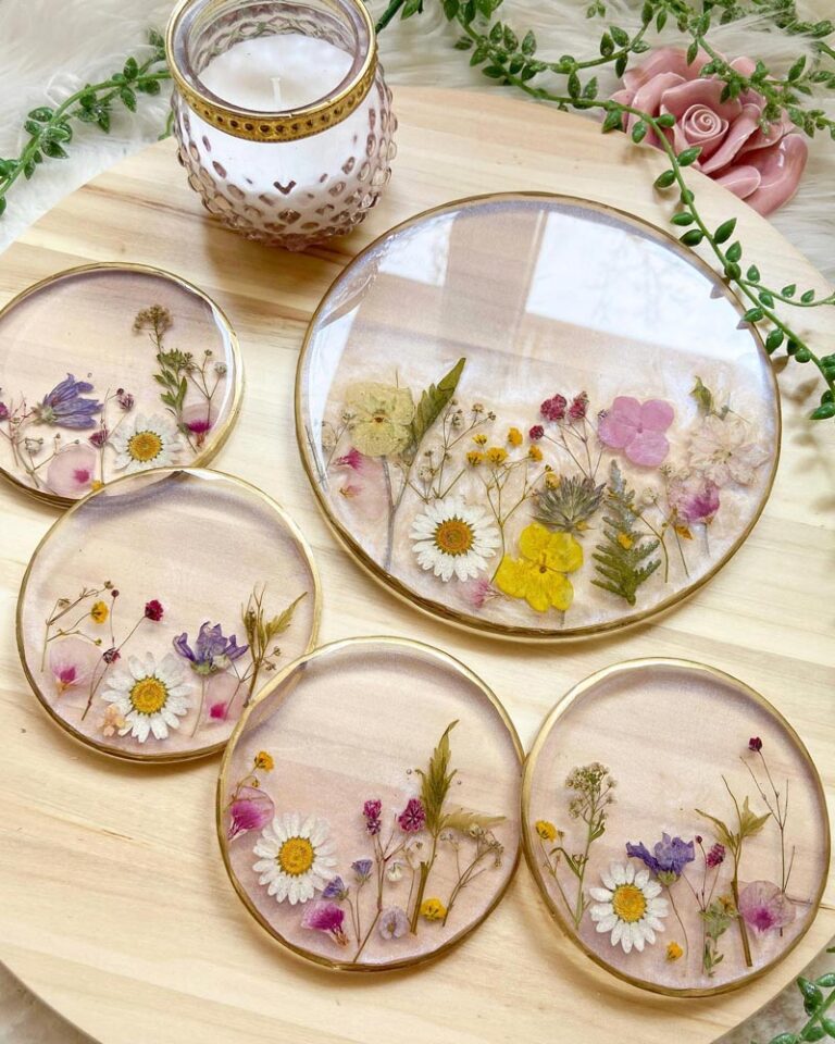 Resin Crafts 33 Stunning Ideas for DIY • Craft Passion