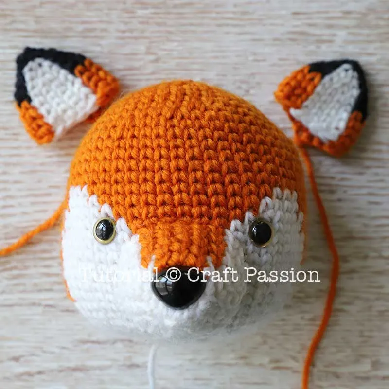 how to crochet fox