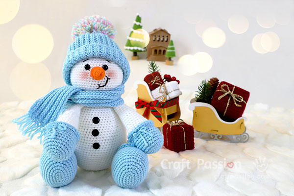padrão de crochê de boneco de neve amigurumi grátis