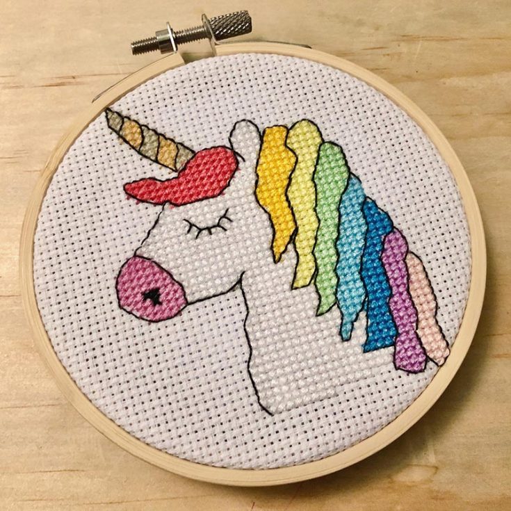 The colorful unicorn brings a touch of magic and enchantment to your stitching. Frame it to decorate your walls and inspire creativity.