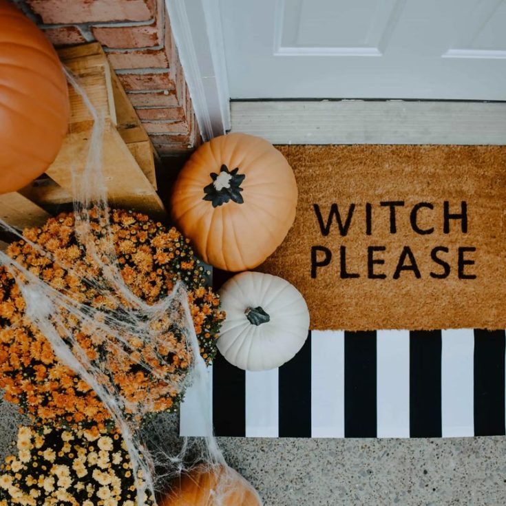 They say first impressions are significant, so let's make a good first impression this Halloween! Show trick-or-treaters that you, too, can dress up your house. Learn how to make this house mat that is fun and inviting!