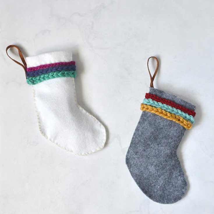 Check out this amazing stocking pattern made by Sisters What! This perfect project adds a dash of DIY glamour to your holiday decorations. Stitch up these little gems in a snap, and watch as your decor reaches new heights!