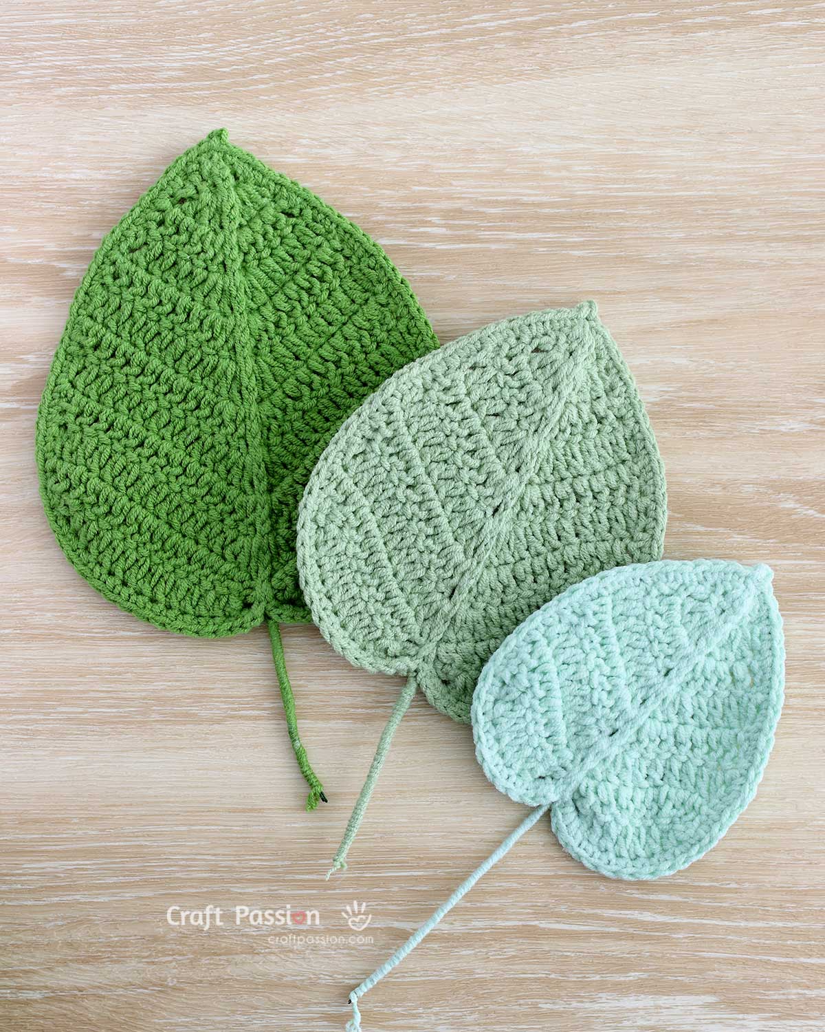 heart shape leaf crochet pattern Heart-shaped crochet leaves for flower stalks and botanical projects
