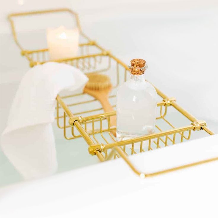 Learn how to make this homemade bubble bath that is free from harsh chemicals. Your loved ones will truly enjoy this sweet-smelling, relaxing Valentine's gift.