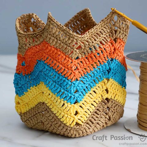 Crochet Bucket Bag - Free Crochet Bag Pattern In 2 Options