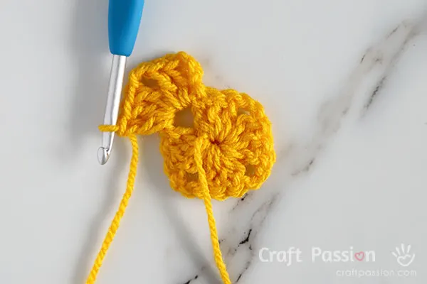how to crochet granny square