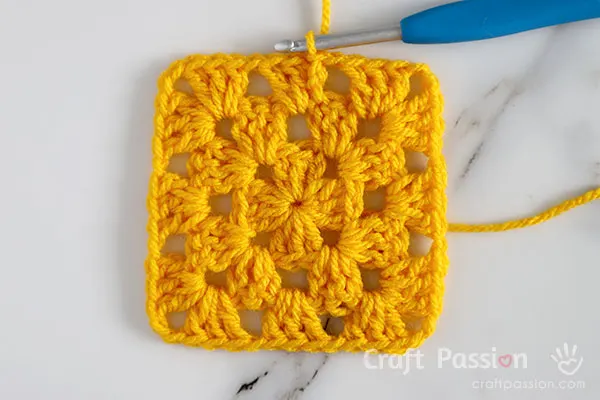 how to crochet granny square