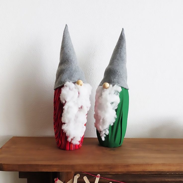 How could we forget these guys? Allison from Dream a Little Bigger definitely did not! They are such iconic in this celebration on the 25th. Make a pair or an army of them to protect your house! How cute is that?