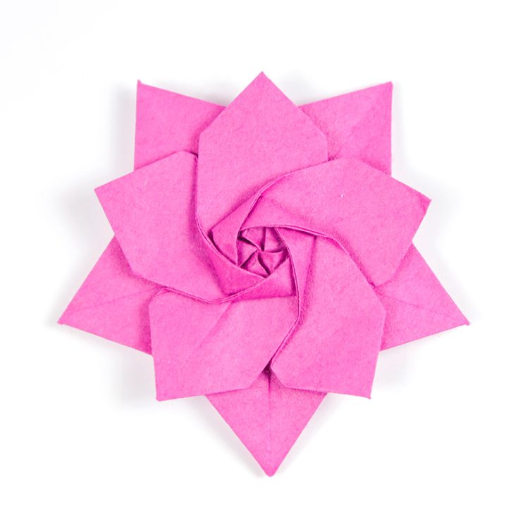 This sakura flower origami would compliment the cherry blossom flowers wonderfully if you were to make them in bulk.