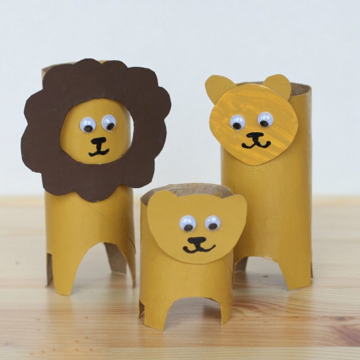 Send your kids on a safari adventure with these paper-roll jungle animals! Craft toilet paper rolls into a lion, monkey, and elephant following this step-by-step guide. Encourage your kids to create their own jungle scene of other animal-themed toilet roll crafts and let their imagination run wild!