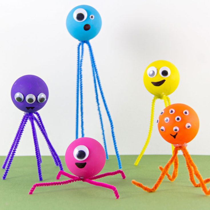Kids of all ages would love these Ping Pong monsters! With their googly eyes and fuzzy limbs, who wouldn&rsquo;t want to play with these? Follow this simple guide to start crafting.