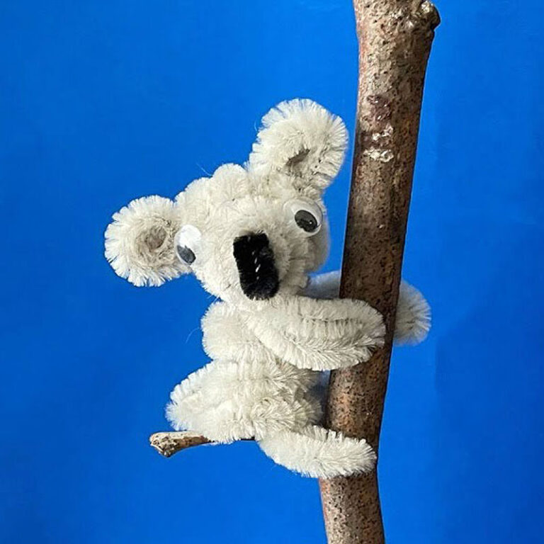 61 Easy Pipe Cleaner Crafts For Kids • Craft Passion