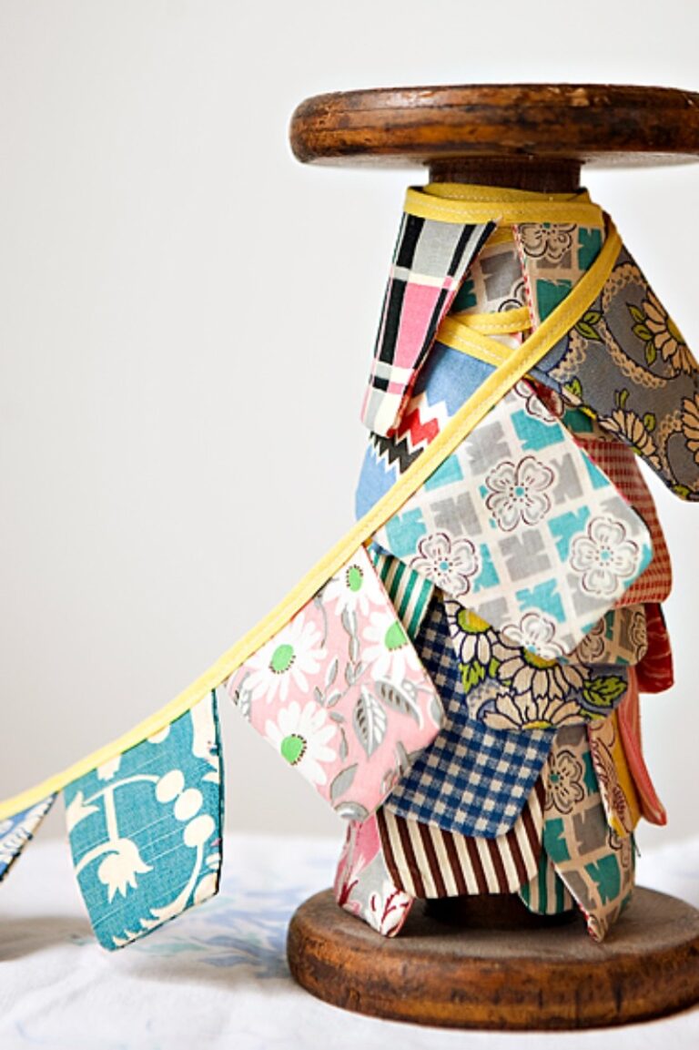 62 Creative Ideas for Fabric Scraps • Craft Passion