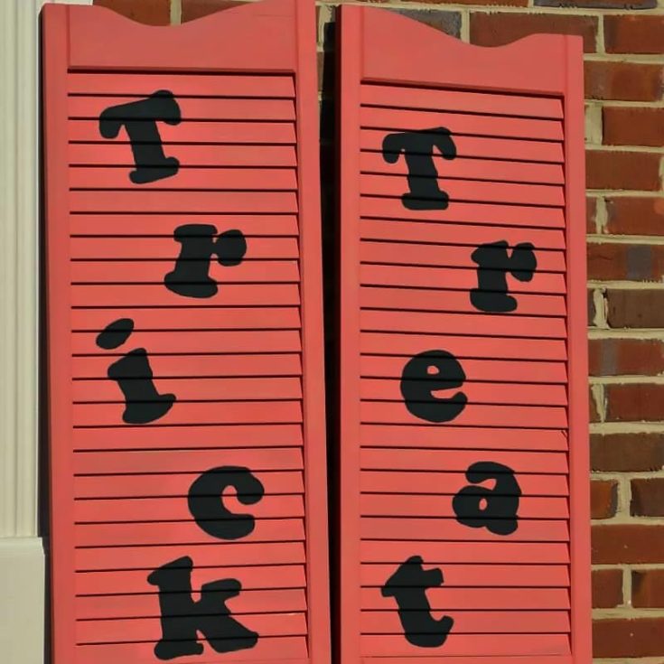 We love it when crafts can be reused for another purpose. These Wood Shutters can be flipped over to showcase a different greeting for Thanksgiving. The choice is yours!