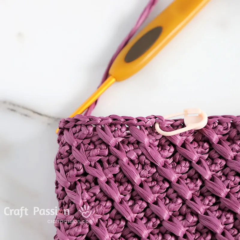 slip stitch edge slip stitch around to make a firmer edge
